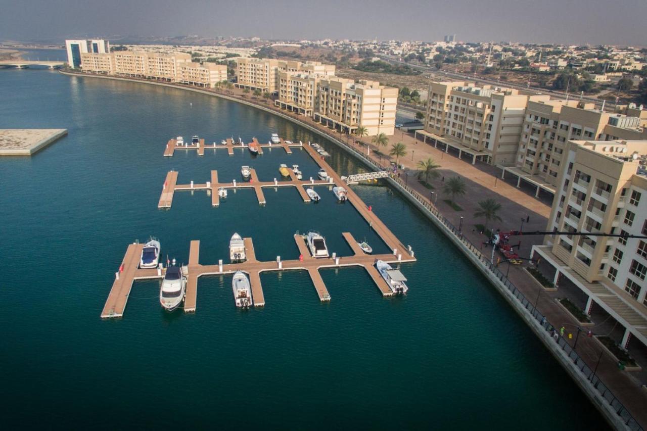 Live In The Middle Of Lagoons And Sea Rász el-Haima Kültér fotó
